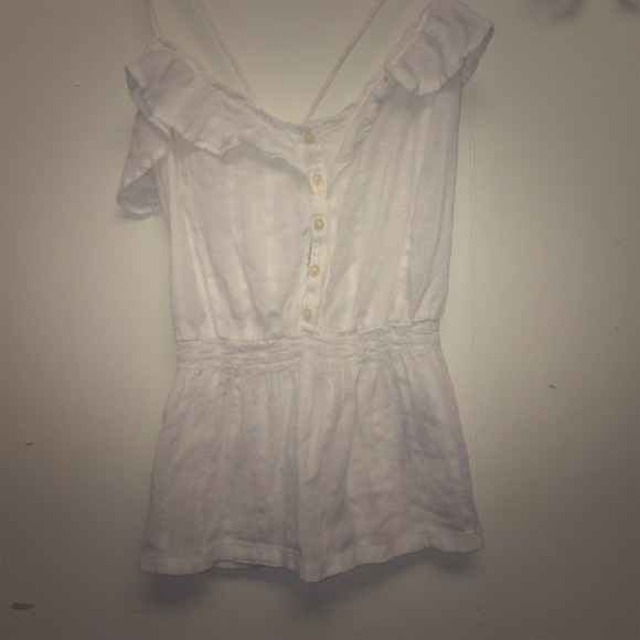 WHITE HOLLISTER TANK!!