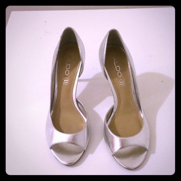 ALDO Silver peep toe pumps - Picture 1 of 4