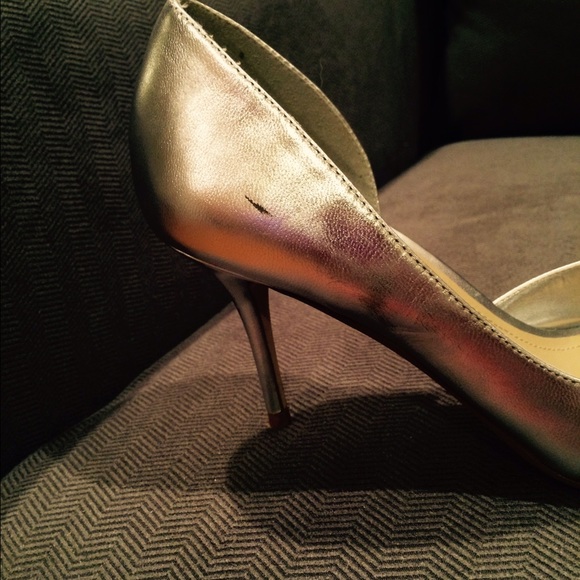 ALDO Silver peep toe pumps - Picture 4 of 4