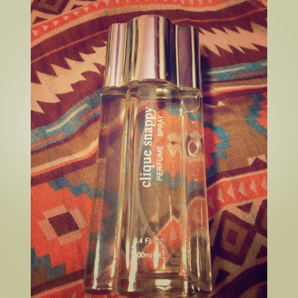 Clique Snappy perfume
