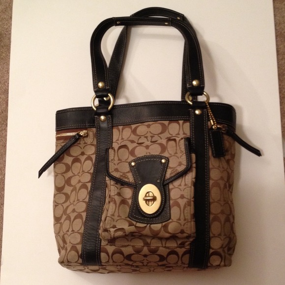 Coach handbag/tote