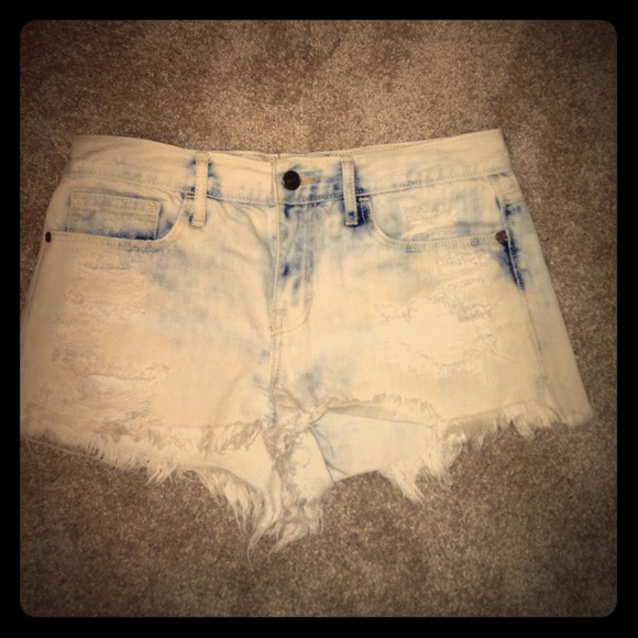 ◻️ABERCROMBIE AND FITCH HIGH WASTED SHORTS!◻️