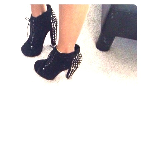 Boots - Black suede ankle heel boots with silver spikes