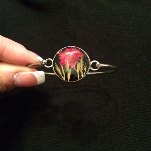 Sterling silver bangle