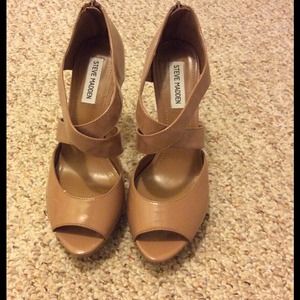Steven Madden Strappy Pumps - Tan