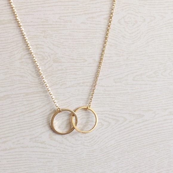 Gold Interlocking  Necklace