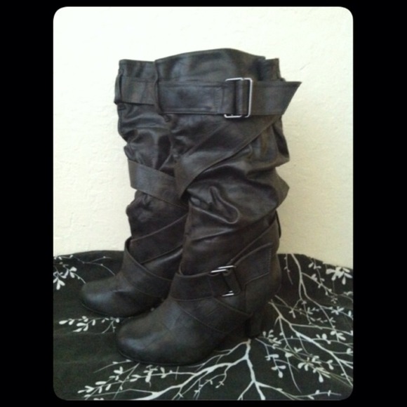 Dark Gray Fashion Heeled Boots