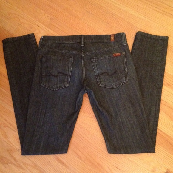 Seven for all mankind skinny jeans in dark denim! - Picture 2 of 4