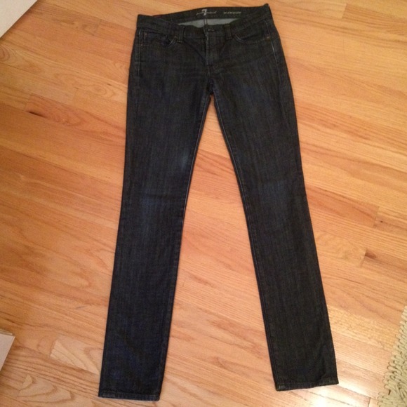 Seven for all mankind skinny jeans in dark denim! - Picture 4 of 4