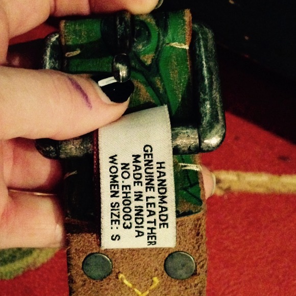 ED HARDY STUDDED LEATHER OLD KIMONO INSPIRED BELT - Picture 2 of 4