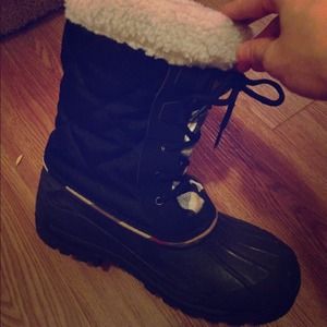 Burberry snow boots!