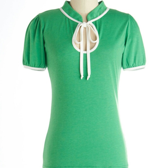 Modcloth/Rock Steady Green Ribbon top