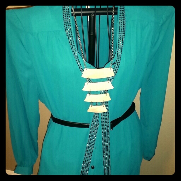 SOLD Bellatrix turqoise blouse