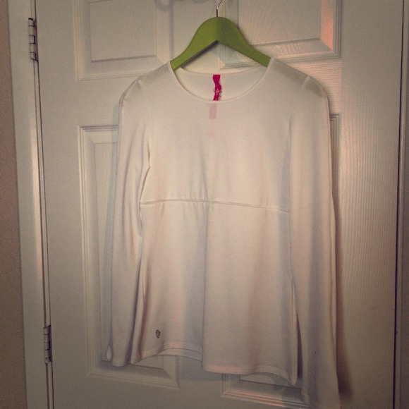 Long sleeve white workout top.