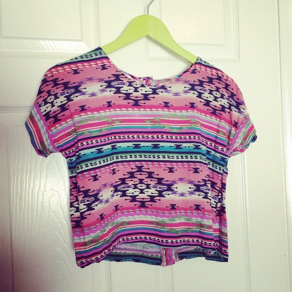 Delia's Tops - Geometric crop top