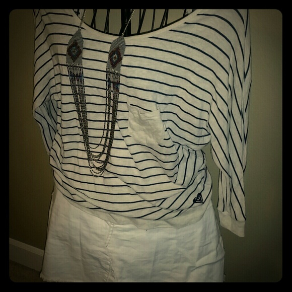 Roxy beige/navy shirt