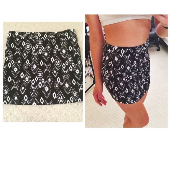 Aztec Short Skirt