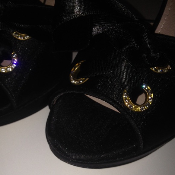 Caparros Black Heels - Picture 4 of 4