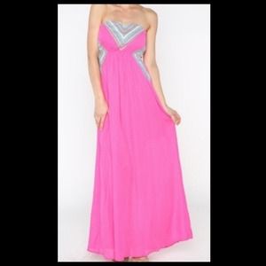 Pink tribal detail maxi-dress