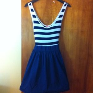 Forever 21 navy and white short dress