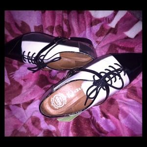 Jeffrey Campbell Ibiza Tuxedo Oxfords