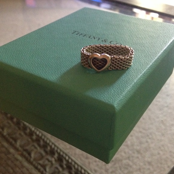 Tiffany & co mesh heart ring