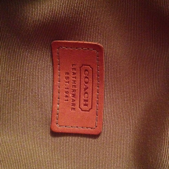 Hat - Picture 2 of 3