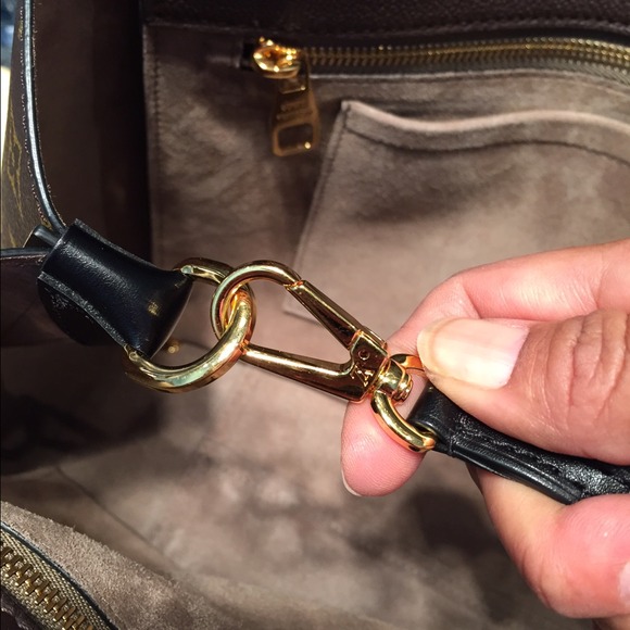 Brand New Never Used Louis Vuitton "W" PM - Picture 3 of 4