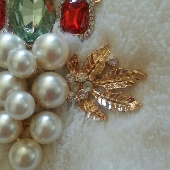 #HP Unique Pearl Necklace - Picture 3 of 3