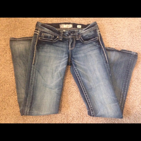 BKE Boot Cut Culture Jeans 28L