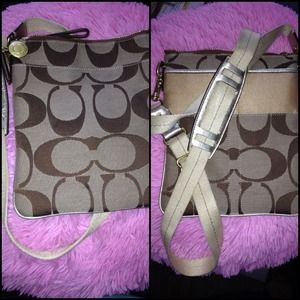 Coach shoulder bag