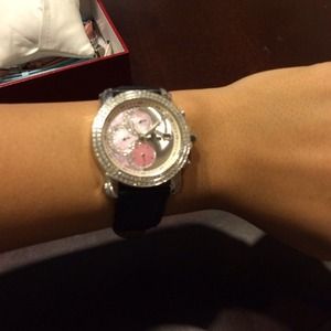 SOLD on 🅿️🅿️ Johnny dang