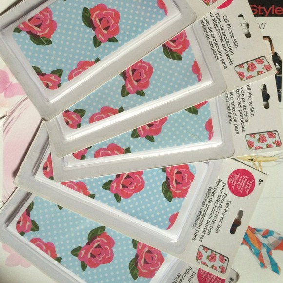 Iphone 4/4s skins