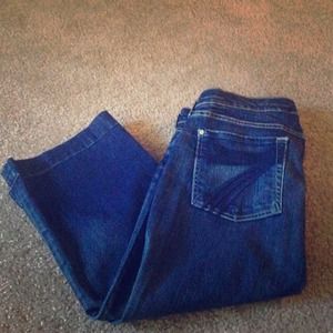 Capris Jeans by 7 for all mankind