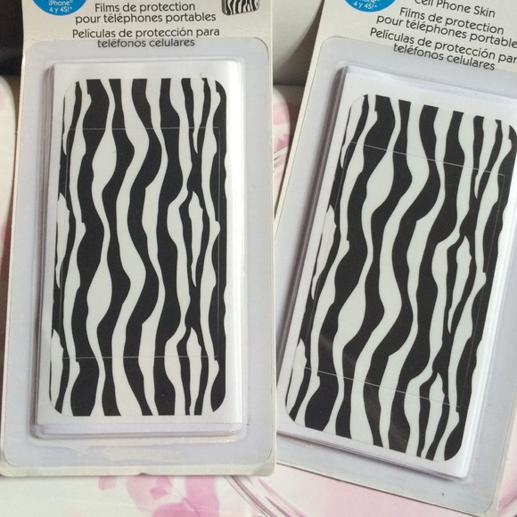 Iphone 4/4s skins - Picture 1 of 1