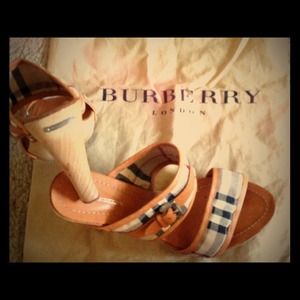 Burberry high heel clogs size 38