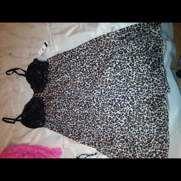 Leopard lingerie