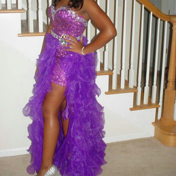 SOLD - Picture 3 of 4