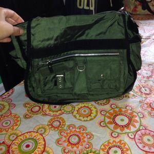 Old Navy Hunter Green Messenger Bag (NWOT)