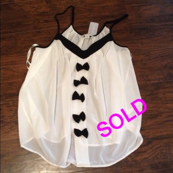 Forever21 plussize Bow top
