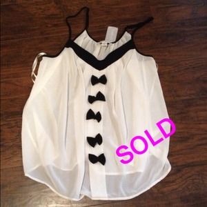 Forever21 plussize Bow top