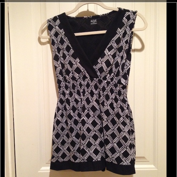 Black and white blouse