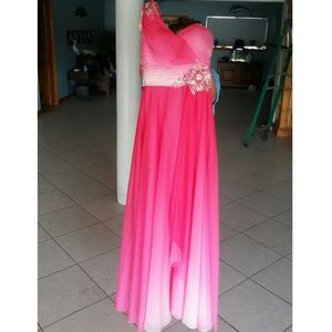 Prom / homecoming dress