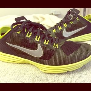 Nike Lunar Free Flyknit Hyperworkout