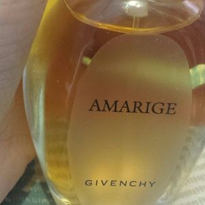 Amarige givenchy