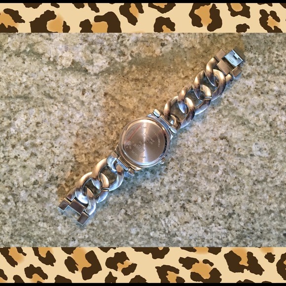 Thick chain link watch. Similar to Michael Kors. - Picture 3 of 3