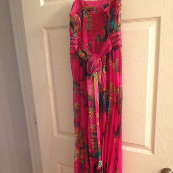 Elegant pink Gown!!!! ☀️ - Picture 2 of 4