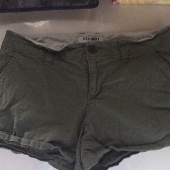 Old navy chino shorts