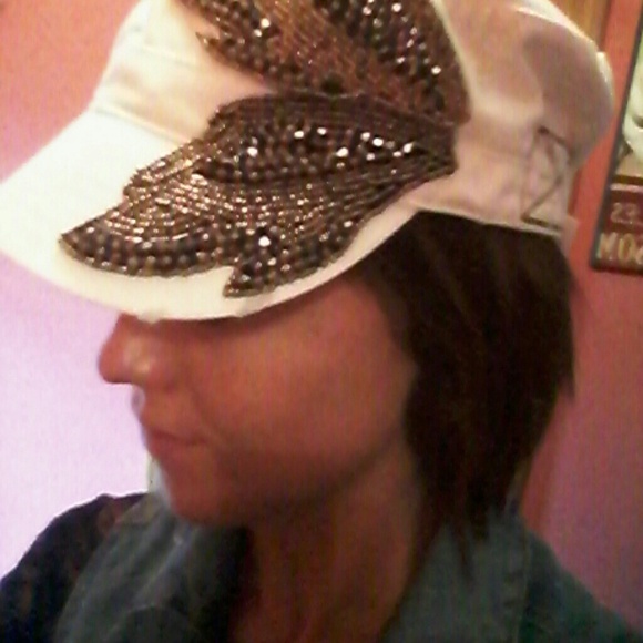 Olive & Pique White Bling Hat