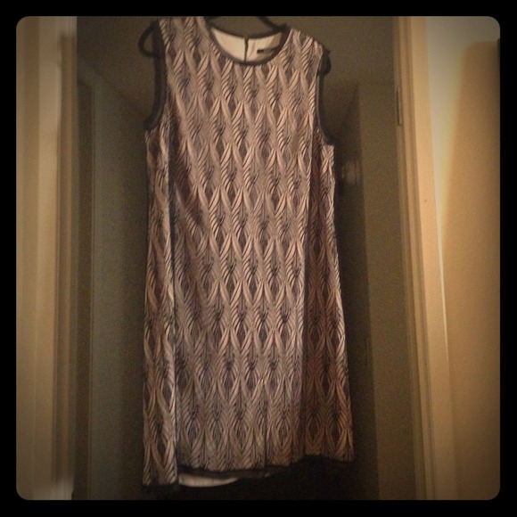 Beautiful Rachel Roy dress